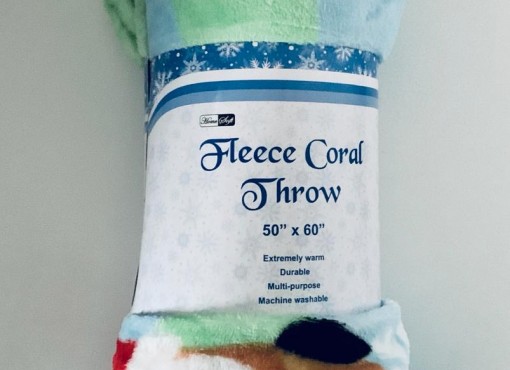 Fleece Christmas Blanket, Fleecy Throw - Christmas Owls Design