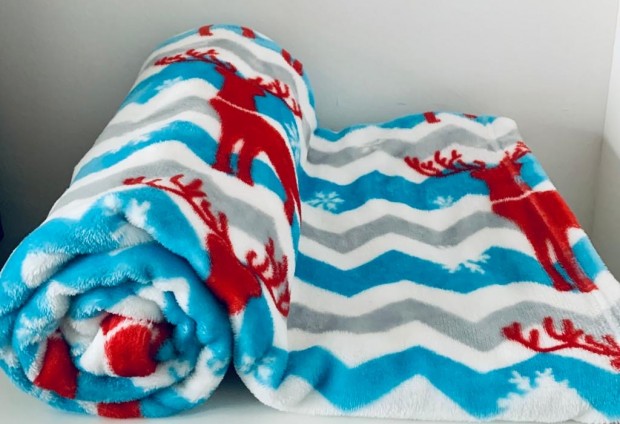 Fleece Christmas Blanket, Fleecy Throw - Reindeer Design