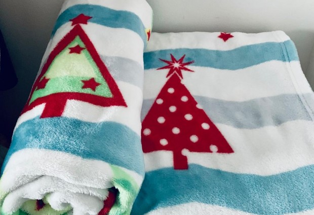 Fleece Christmas Blanket, Fleecy Throw - Christmas Tree Design